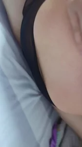 武汉绿帽夫妻，老公帮我拍照