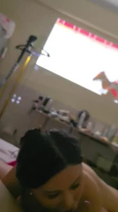 粤B约操超棒骚母狗极品口交深喉