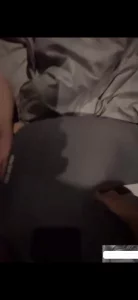 老师穿着瑜伽裤 被同事搞得很爽