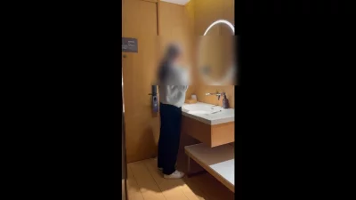 大奶子少妇一直不让我拍！！说累了！！